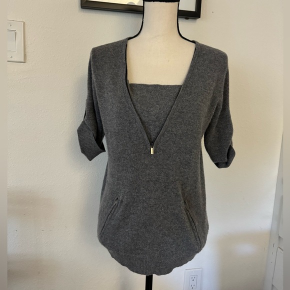 BCBG Maxazria 100% Cashmere 3/4 sleeve sweater pullover with zippered pockets - Picture 1 of 8